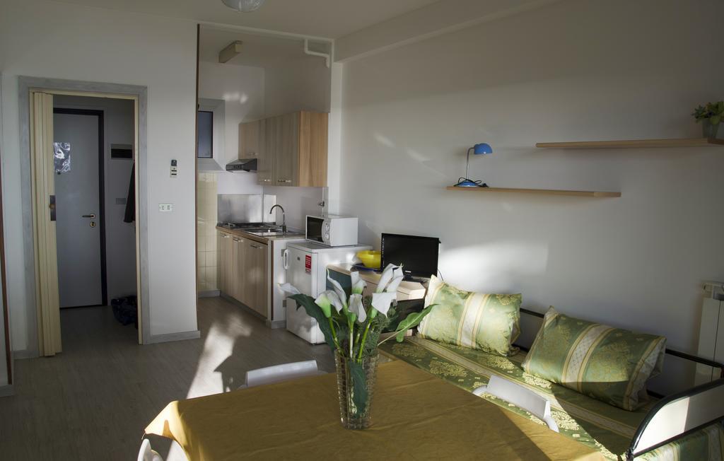Residence Costa Templada Ventimiglia Ruang foto