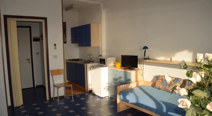 Residence Costa Templada Ventimiglia Ruang foto